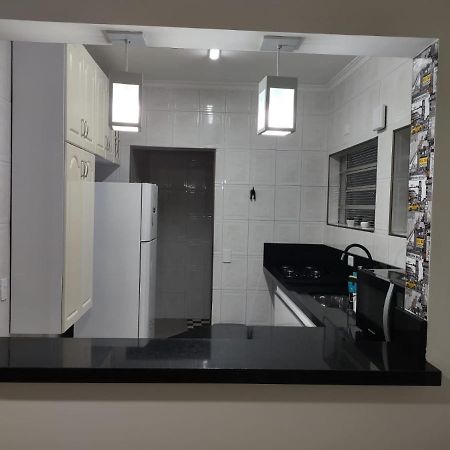 Apto 1 Suite A 30 Mts. Da Praia Do Tombo - Guarujá Kültér fotó